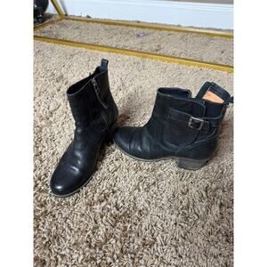 Trask Black Leather Ankle Boots with Side Zipper